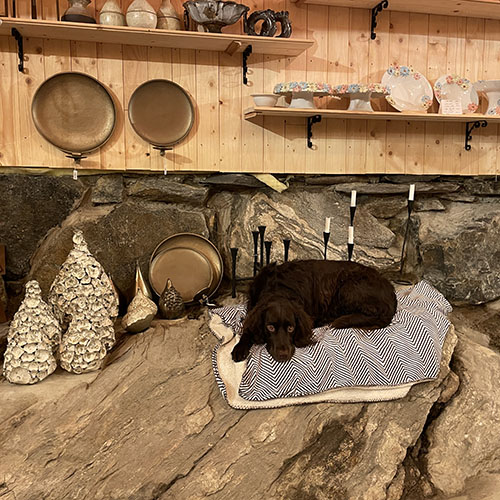 Sture keramikhund Timmervikens keramik